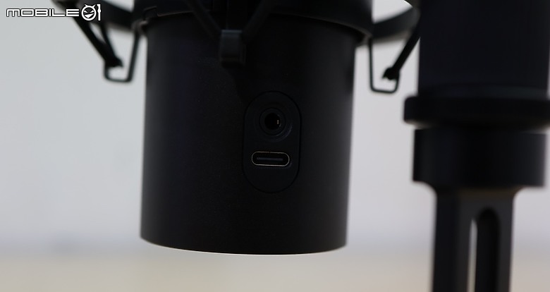 點我看大圖 接班 QuadCast S 新世代 USB 玩家麥克風 HyperX QuadCast 2