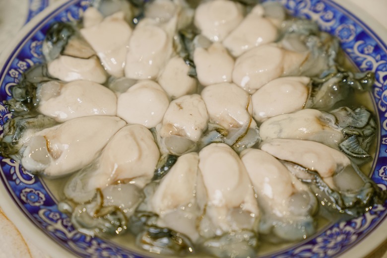 【2026 台南火鍋聚餐推薦】安平東北酸白菜火鍋：老師傅手工釀天然酸白菜｜全肉海鮮大爆發｜還有超美味小家庭宅配包新推出