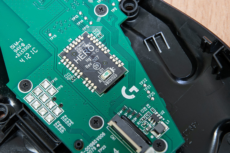 「Logitech G604 Lightspeed 小眾多工鼠」 - 再戰十年取暖文。
