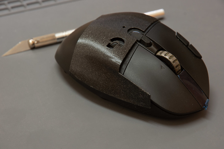 「Logitech G604 Lightspeed 小眾多工鼠」 - 再戰十年取暖文。