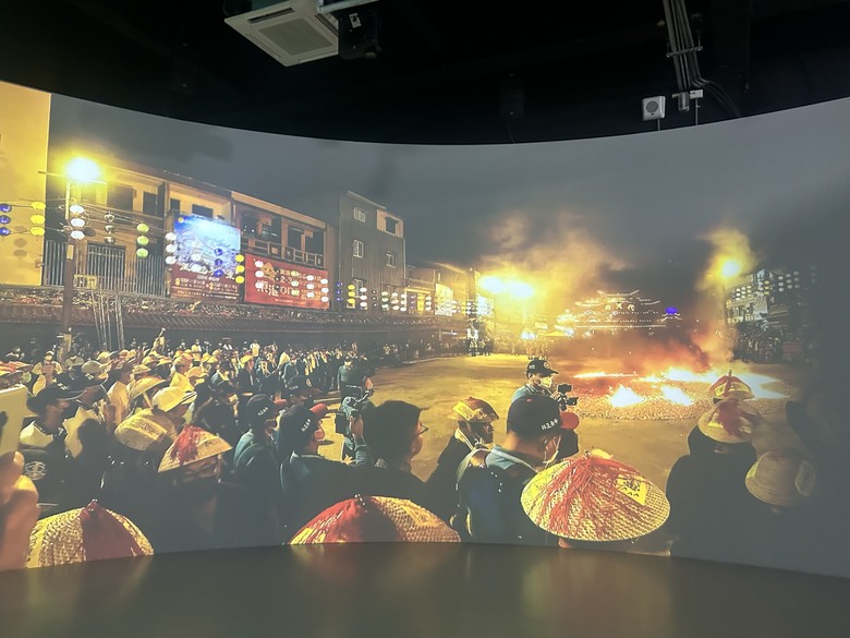 騎 遊 東 港 ( 全 台 首 座 王 船 文 化 館 )