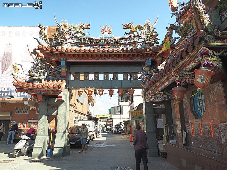 大溪老街(和平老街、中央老街、中山老街)、普濟堂、福仁宮、鎮豐宮、中正公園、大溪橋 — 2025年霜華大溪散策之一