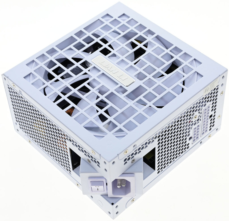 點我看大圖 LIAN LI RS1200G可旋轉交流輸入插座金牌全模組電源開箱