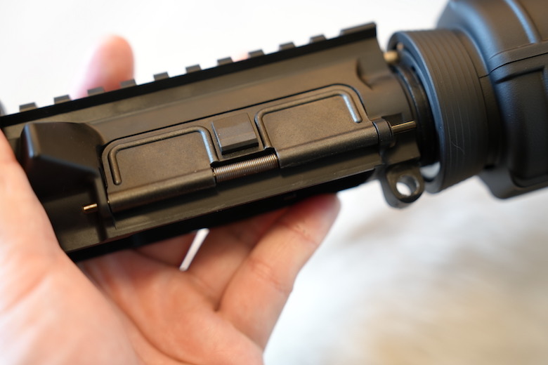 Tokyo Marui EVOLT M4A1 入手開箱! 挑戰 GBBR 的仿真尺寸,電槍科技的全新篇章