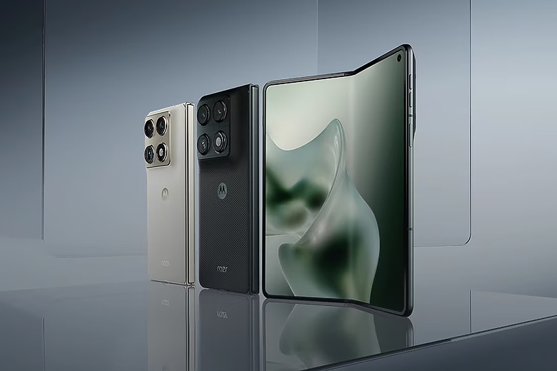 【CES2026】motorola 揭品牌首款「大摺」razr Fold，支援手寫筆對標三星！