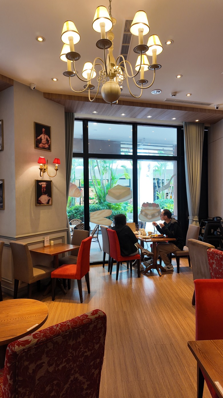 開新車遊四方 feat. Mazda CX-30 RSE新年連假行 - 林口三井Paul早午餐 / 大溪埔頂公園 / 羅家古早麵 / 金勇番茄農場 / 關西鎮農會新農民市場 / 關西仙草博物館