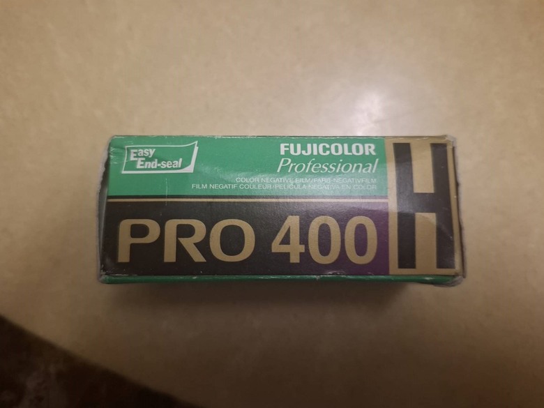冰箱挖出來過期近20年的底片