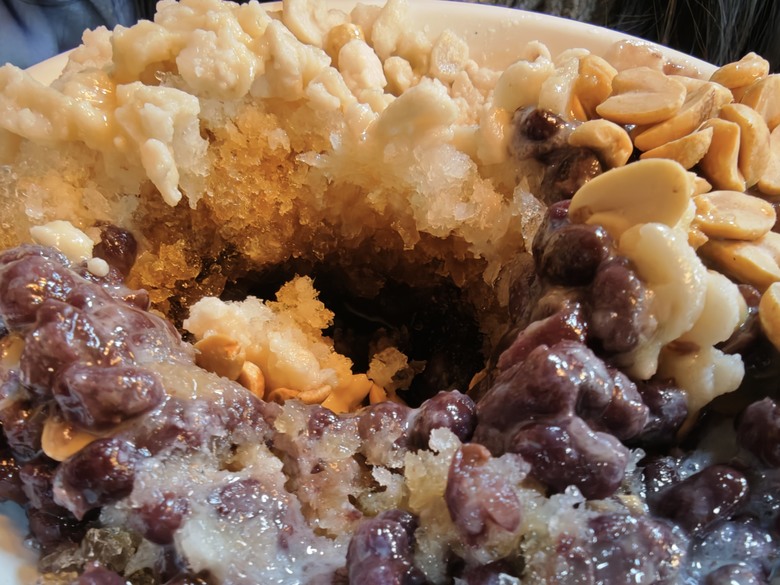 開新車遊四方 feat. Mazda CX-30 RSE新年連假行 - 林口三井Paul早午餐 / 大溪埔頂公園 / 羅家古早麵 / 金勇番茄農場 / 關西鎮農會新農民市場 / 關西仙草博物館