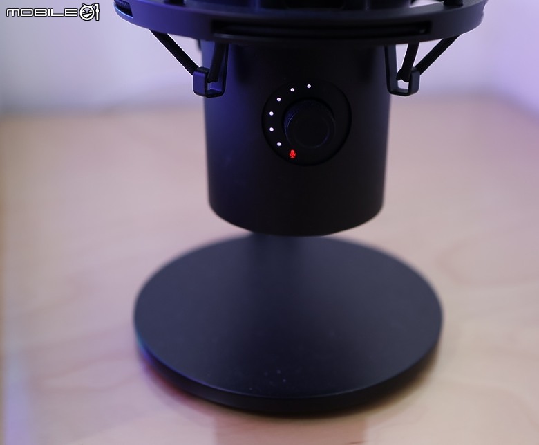 點我看大圖 接班 QuadCast S 新世代 USB 玩家麥克風 HyperX QuadCast 2