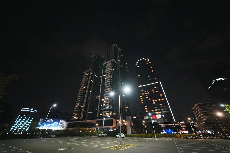 Laowa 12mm f/2.8 Lite Zero-D FF AF 評測報告｜377g 輕量超廣角、零畸變新篇章！