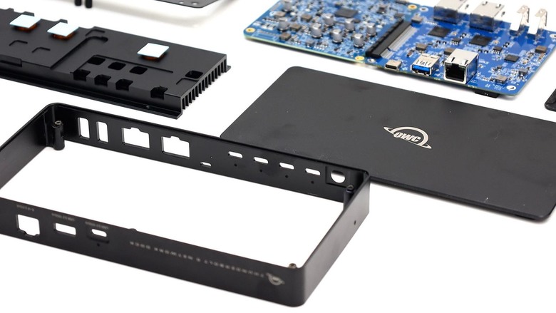 點我看大圖 OWC 經典設計下,從需求出發,內建三個網路的 Thunderbolt 5 Dual 10GbE Network Dock
