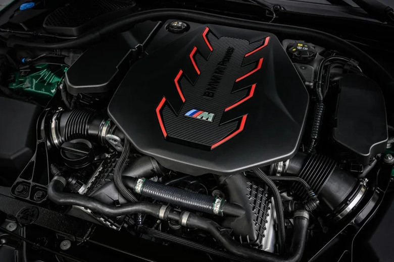 高端內燃機拒絕謝幕！BMW確認直六與V8引擎長期並存？