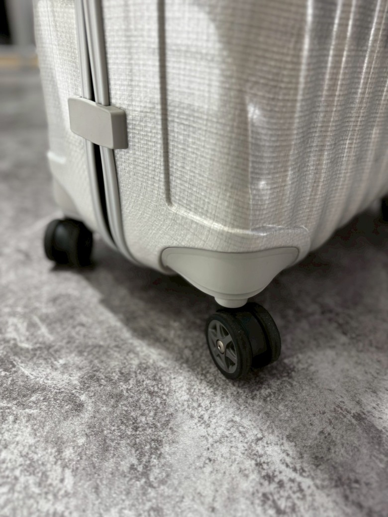 【開箱】 Samsonite C-LITE 28吋_新光信義A8購入