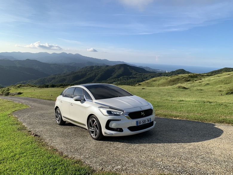點我看大圖 與女神DS5相愛十年不只是里程數《山、海、日出、夕陽》