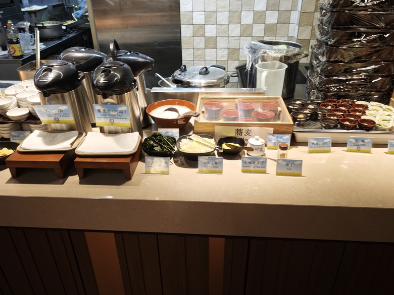 【小惡魔驫到成功】 我們家的五天四夜年前日本行 Day2 東京灣LA VISTA 酒店 / 豐洲市場 / LAVIEW列車 / 小江戶川越 & 菓子屋橫町 / 舊輕井澤銀座CHURCH STREET