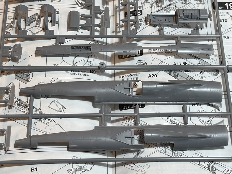 開箱全新模1/72 F-104J 戰機模型