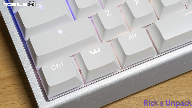 【開箱】磁軸RT始祖經典續作 | WOOTING 60HE V2