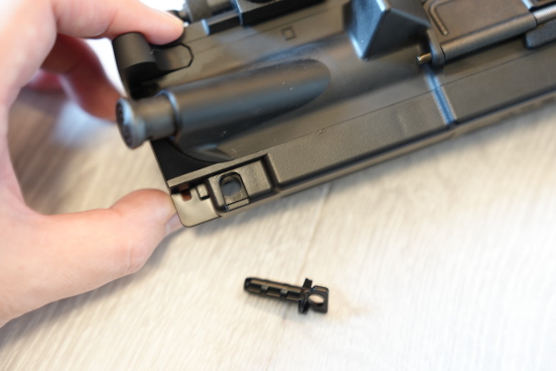 Tokyo Marui EVOLT M4A1 入手開箱! 挑戰 GBBR 的仿真尺寸,電槍科技的全新篇章
