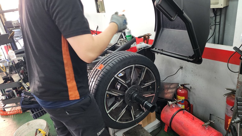 點我看大圖 【輪胎更換心得】MAXXIS VS6換胎分享