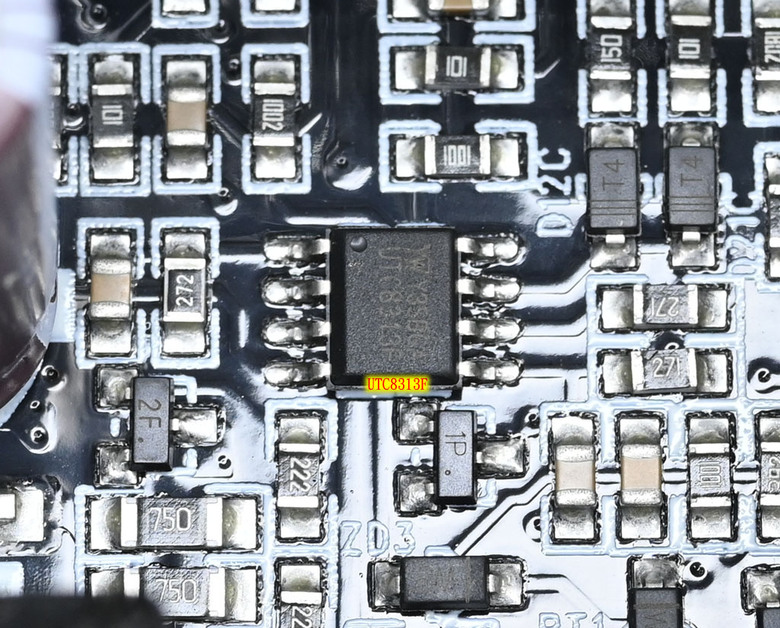 點我看大圖 InWin VE125 1250W ATX 3.1金牌全模組電源開箱