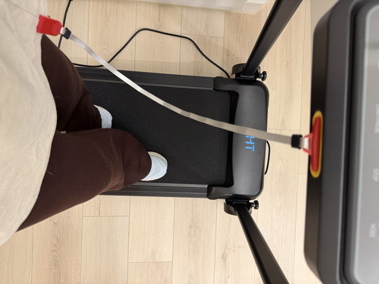 家用跑步機要不要扶手？JHT JustRun開箱分享