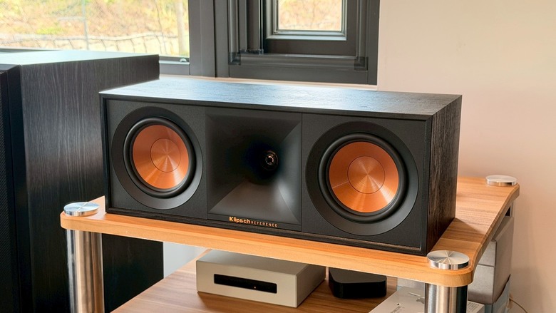 【案例分享】空間先行的系統整合實例｜南投山區古力奇 5.1 家庭劇院配置