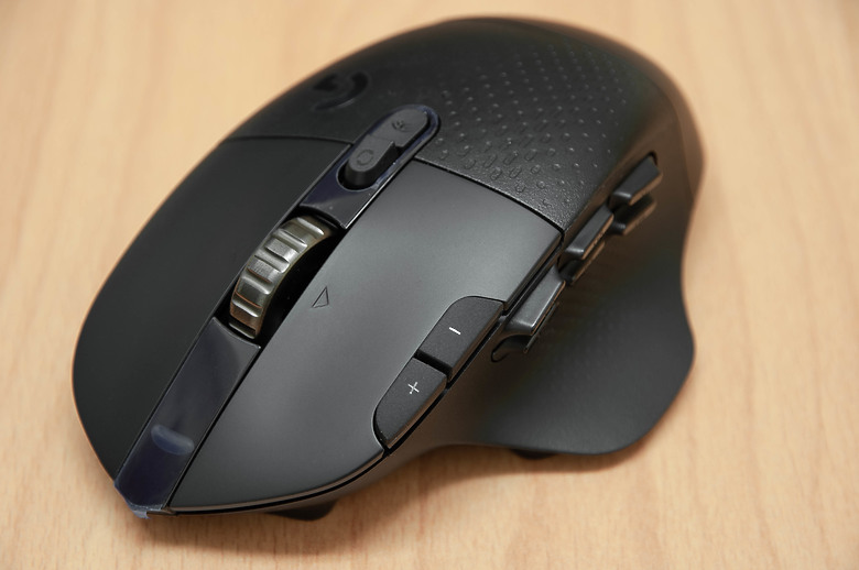 「Logitech G604 Lightspeed 小眾多工鼠」 - 再戰十年取暖文。