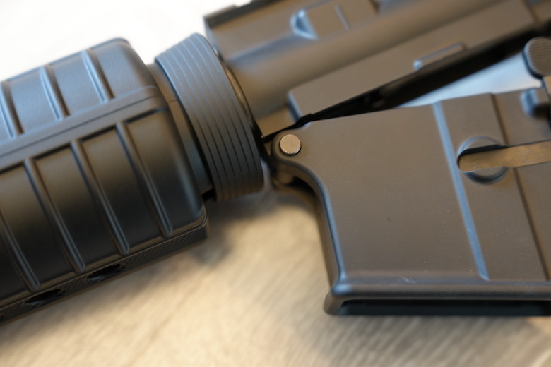 Tokyo Marui EVOLT M4A1 入手開箱! 挑戰 GBBR 的仿真尺寸,電槍科技的全新篇章