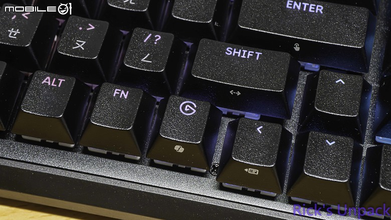 【開箱】實況專武磁軸鍵盤 | CORSAIR VANGUARD PRO 96