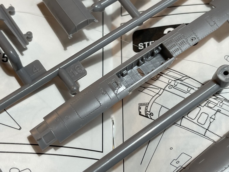 開箱全新模1/72 F-104J 戰機模型