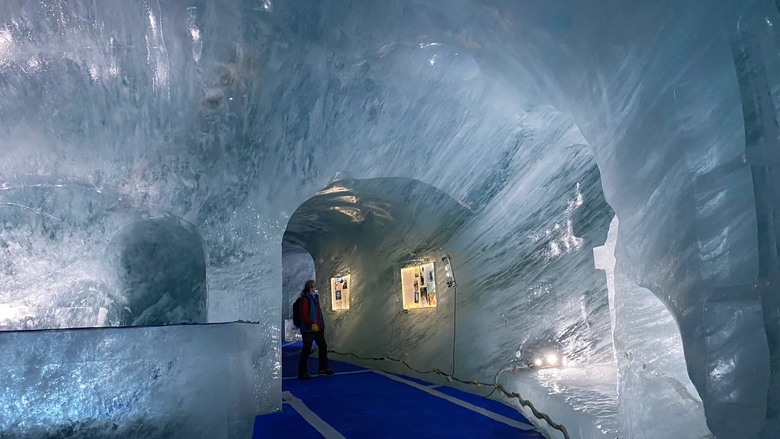 點我看大圖 法國霞慕尼-冰海冰川與蒙特維冰洞