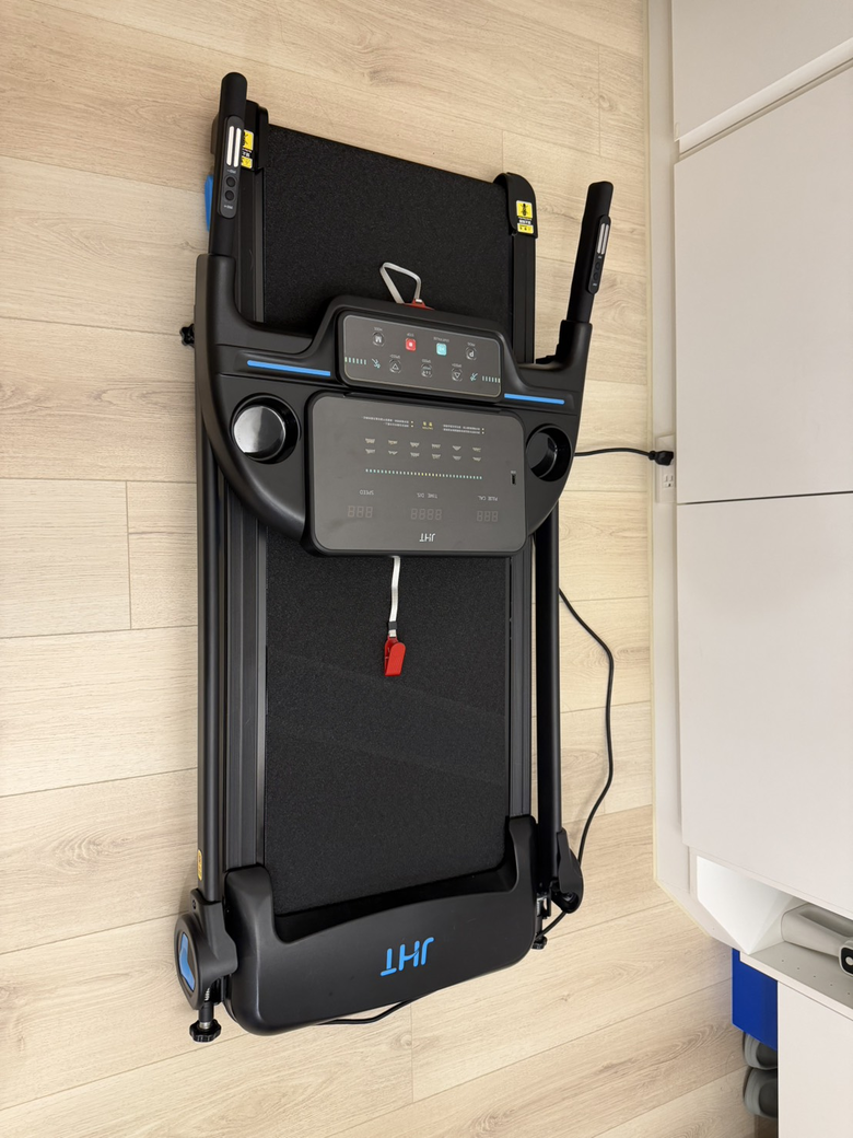 家用跑步機要不要扶手？JHT JustRun開箱分享