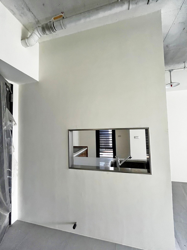 【開箱台南室內設計】白木灰的清爽日常｜斜角櫃與乾淨天花板的細節魅力