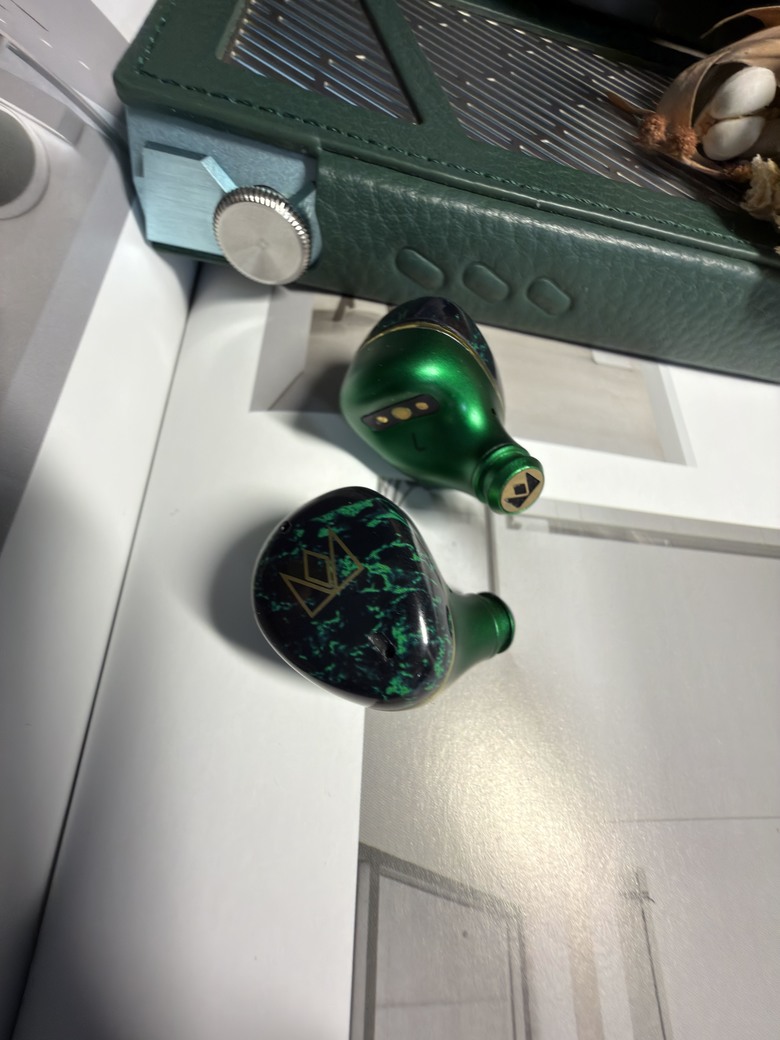 【心得】Noble FoKus Prestige Encore真無線藍牙入耳式耳機 評測 對比Noble Audio Fokus Rex5綠國王