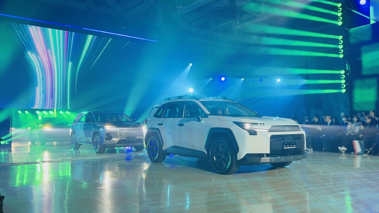 RAV4 新上市！ 發表會展演～ 更新