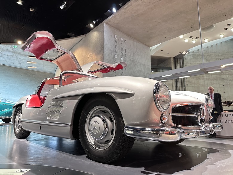 今天(2026 年 1 月 29 日)是賓士(Mercedes-Benz)誕生 140 週年的紀念日