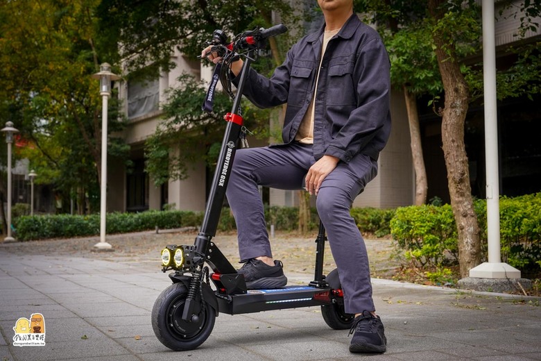 2026 電動滑板車新品！BIRDSEDGE G5X 時速60km耶!秒殺機車，液壓避震超舒適!預算三萬內最佳選擇