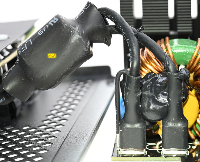 ASRock STEEL LEGEND 1000W ATX 3.1金牌全模組電源開箱