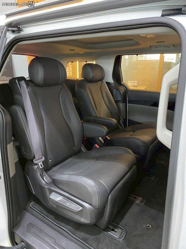 看過賓士也看過Toyota，最後還是買了第五台 Kia