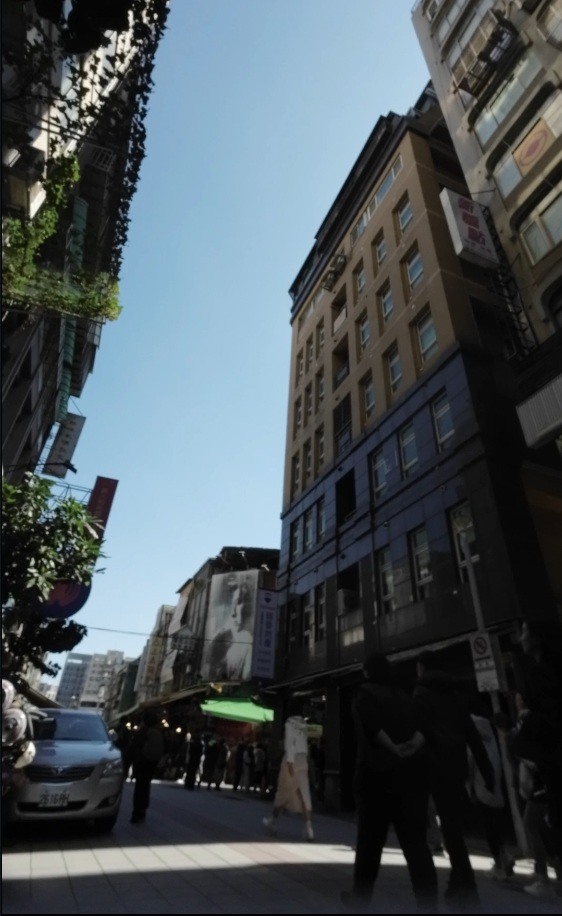 DJI ACTION2 請問這種畫面是相機壞了嗎 ?