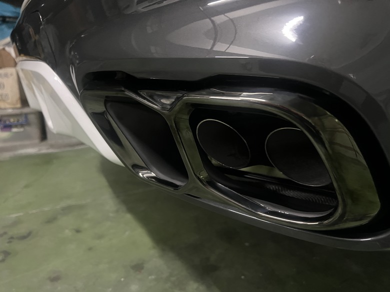 忍不住了~~X6交車囉!!