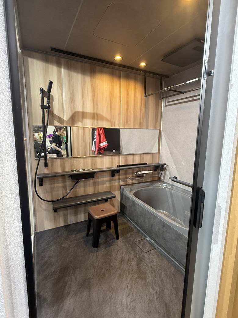 [分享] 逛完建材展對「整體衛浴」改觀了...凱樂/Takara/cleanup/一太 看展小記