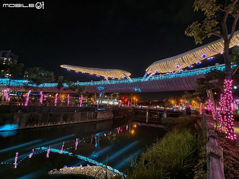 【小惡魔驫到成功】2026屏東燈節 萬年溪燈區,外掛屏東夜市中之國峰羊肉與尚讚肉圓的粉腸 — 2026年新春賞燈第一炮