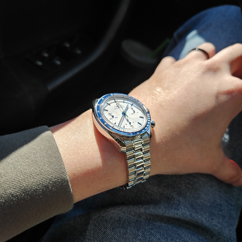 點我看大圖 開箱 OMEGA 2026冬季奧運38毫米超霸