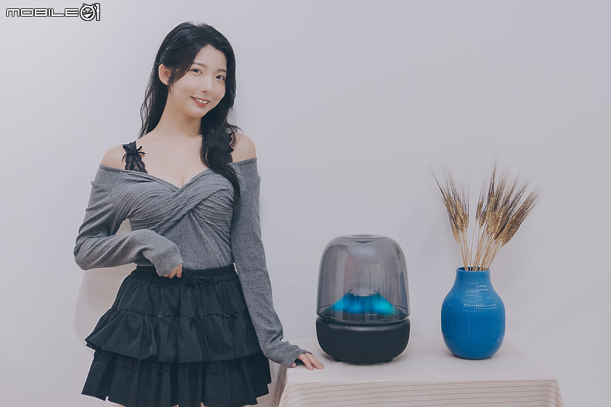 點我看大圖 harman/kardon AURA Studio 5|旋律與光影交織的完美協奏曲