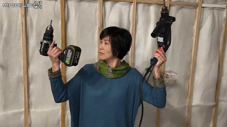 點我看大圖 BLUETTI 電吉拉|行動電站最強火力|工程重裝測試