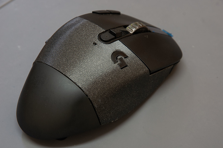 「Logitech G604 Lightspeed 小眾多工鼠」 - 再戰十年取暖文。