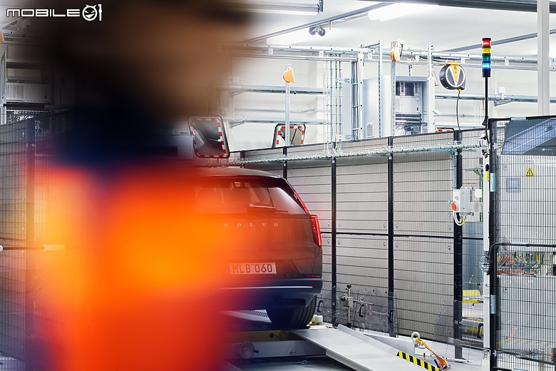 【海外新訊】Volvo EX60 將搭載「Gemini」全新人工智慧助理，能與駕駛者自然對話！