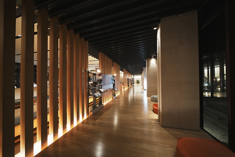 Laowa 12mm f/2.8 Lite Zero-D FF AF 評測報告｜377g 輕量超廣角、零畸變新篇章！