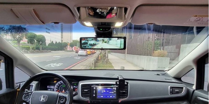 行車影像紀錄的新基準Mio R890WD新2代星光級4K雙鏡頭行車記錄器